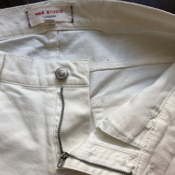 Max Studio London Skinny Essentials Jeans - Picture 3 of 5